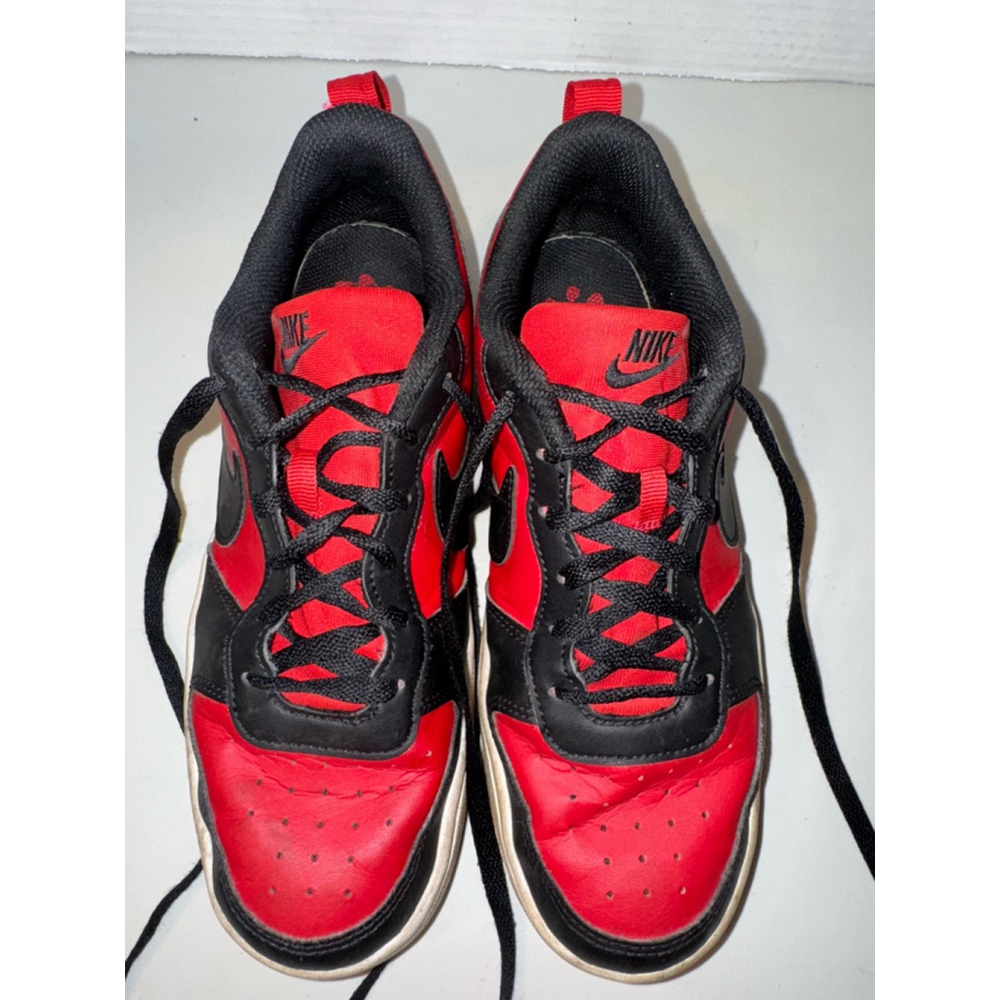 Boys Nike Court Borough Low 2 Sneakers Size 7Y Red/Black